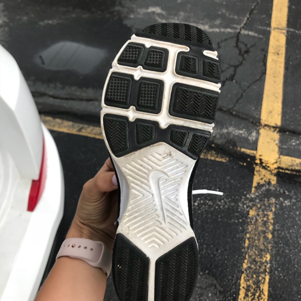 Gently worn Nike shoes-details in previous posting